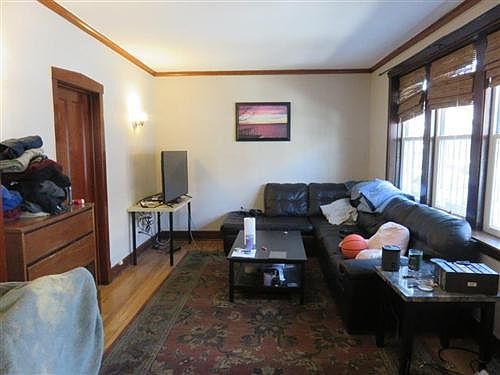 1st image of 1925 W Armitage Ave #1B