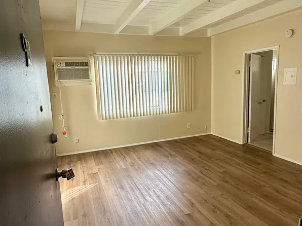 6645 Etiwanda Ave #9A, Reseda, CA 91335