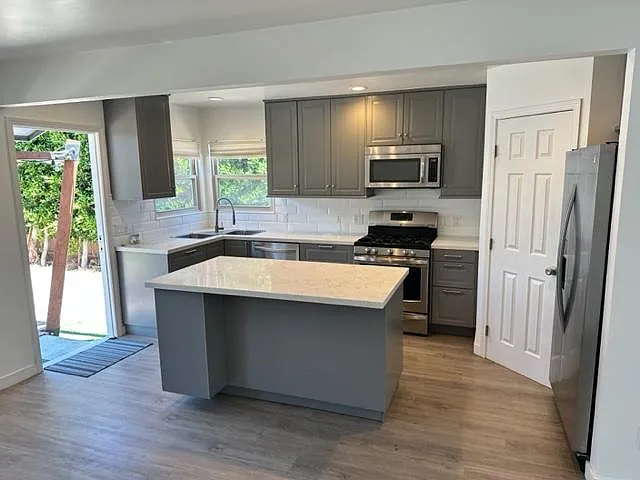 2660 Figueroa Blvd — Photo 13