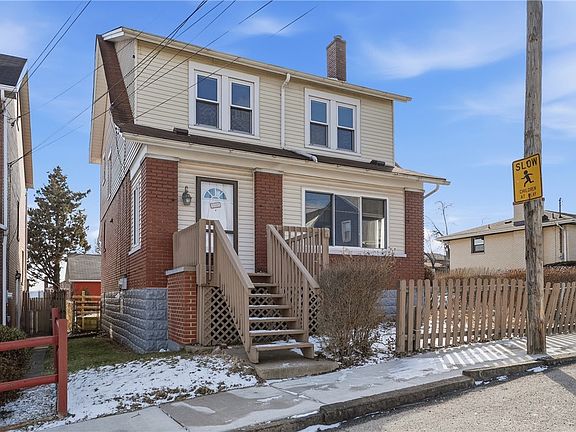 2nd image of 3300 Stewart St