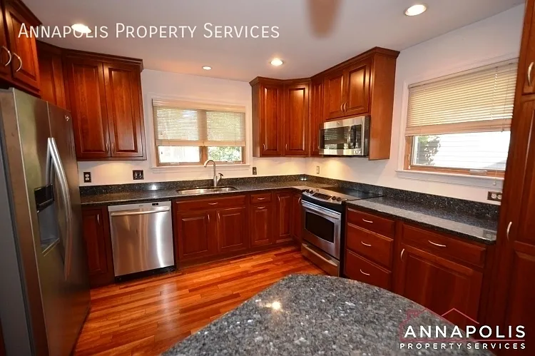 73 Spa Rd — Photo 5