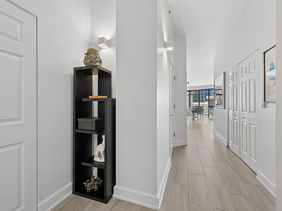 3rd image of 340 W Superior St APT 805