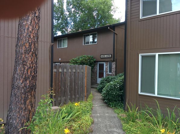 4492 SE Boardman Ave