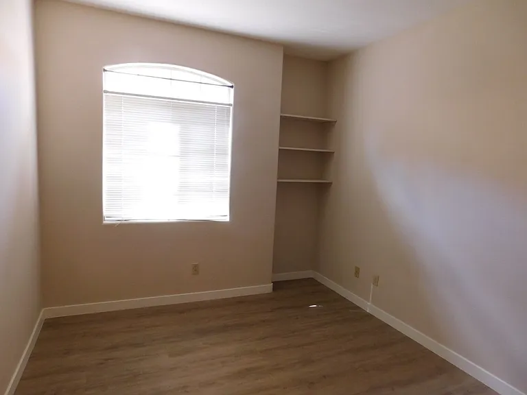 8301 Boseck Dr #115 — Photo 29