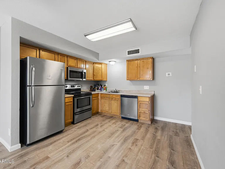 6166 E Glencove St #2 — Photo 6