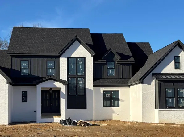 5510 Farmhouse Dr, Crestwood, KY 40014