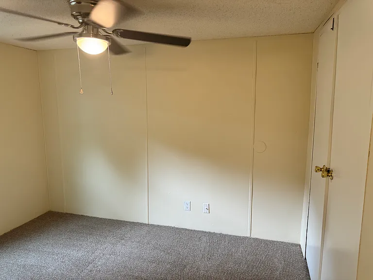 Lithia Manor (3666 Glenda St, Lithia Springs 30122) — Photo 18