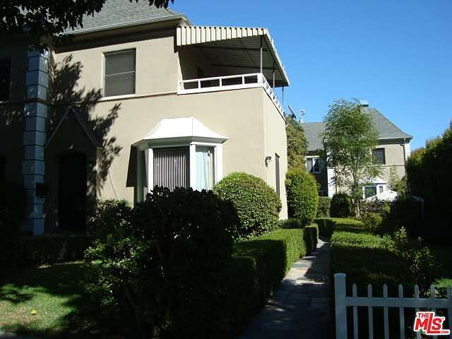 1st image of 1272 N Hayworth Ave