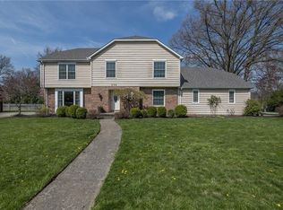 496 Bracken Way, Bay Village, OH 44140