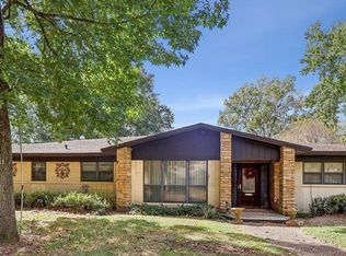 1135 19th St, Beaumont, TX 77706