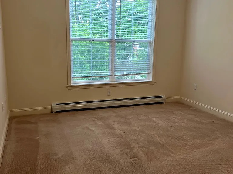 163 Bayberry Cir — Photo 12
