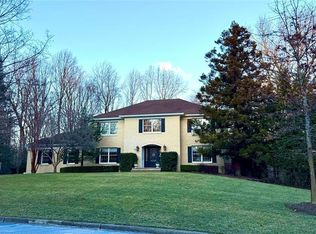 20 Fawn Hill Ct, Ramsey, NJ 07446
