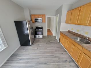 52 Henry Ave #2R, Palisades Park, NJ 07650