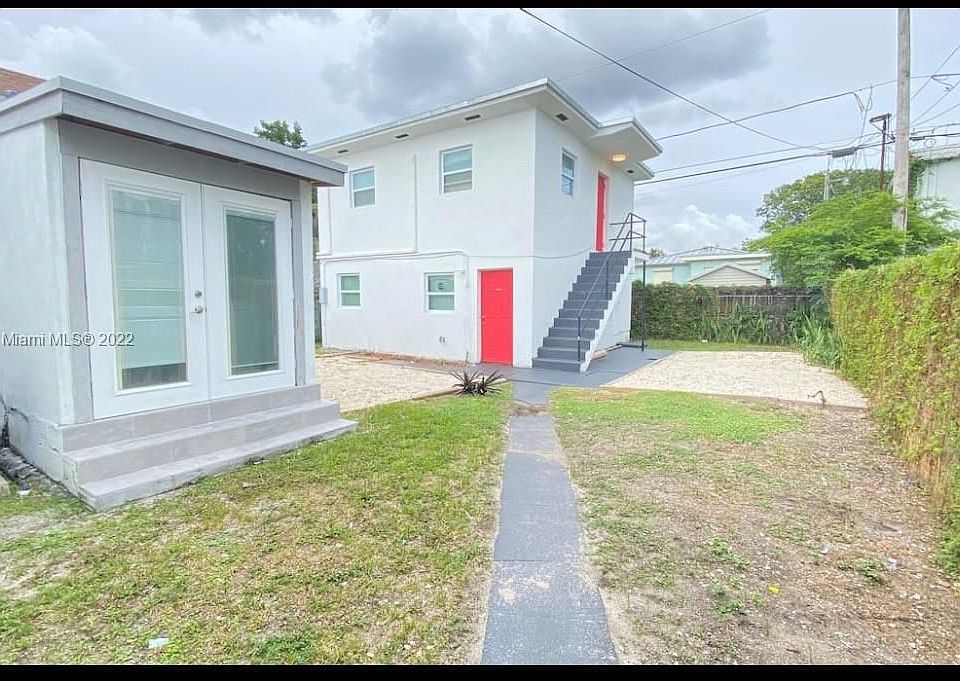 2nd image of 1865 NW 45th St #1865