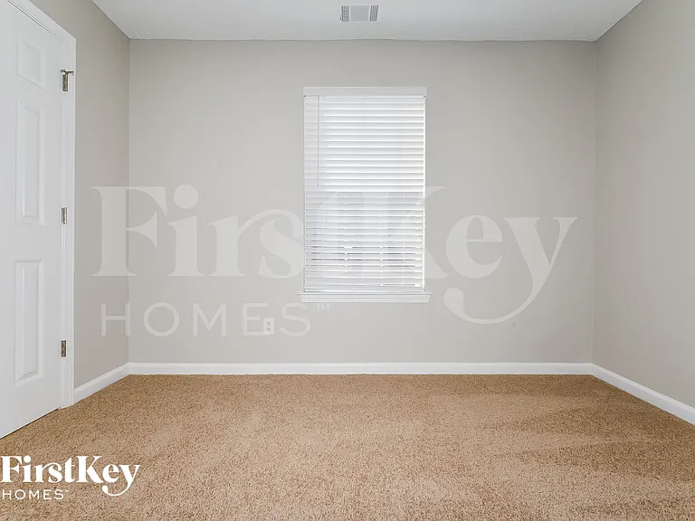 165 Cinnamon Oak Cir — Photo 13