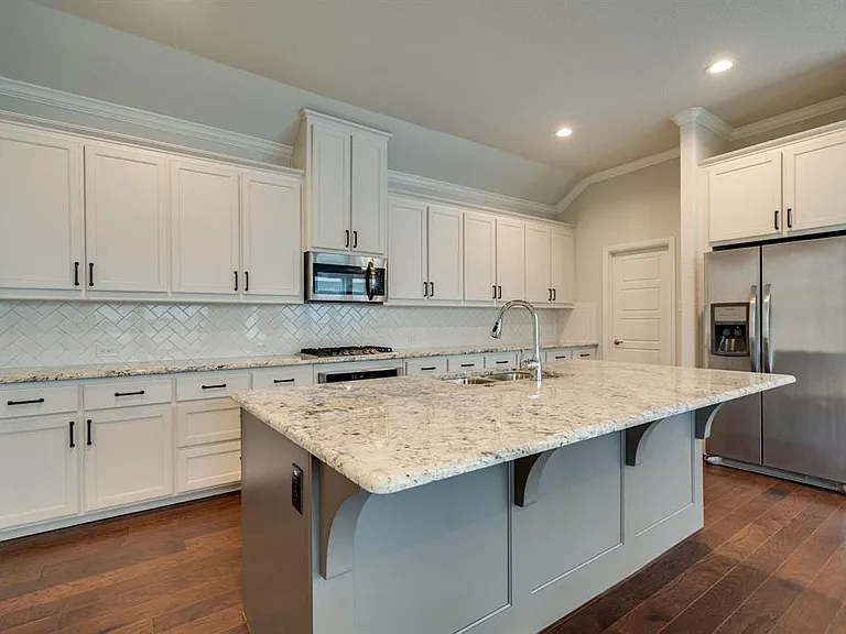 605 Boardwalk Way — Photo 19