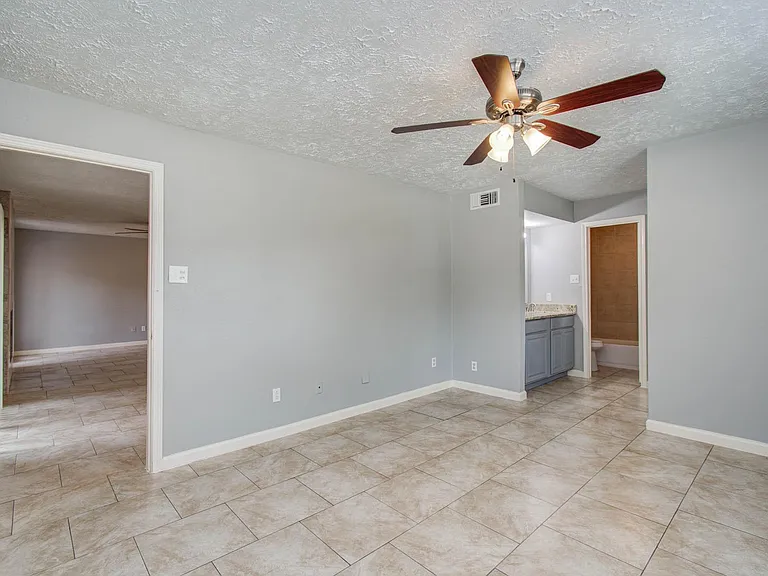 10555 Turtlewood Ct #2802 — Photo 22