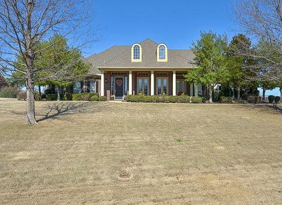 2nd image of 1904 Wickwood Ct