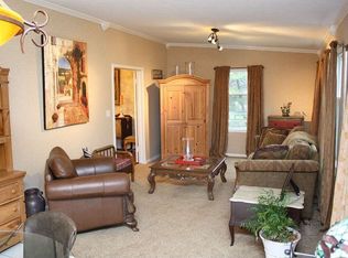 6824 Glenview Rd, Mayfield Village, OH 44143