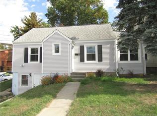 451 Naugatuck Ave, Milford, CT 06460