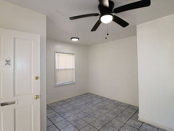 5th image of 2828 W Vernon Ave