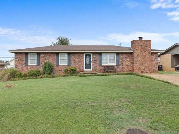 1005 Highland Ave, Muscle Shoals, AL 35661