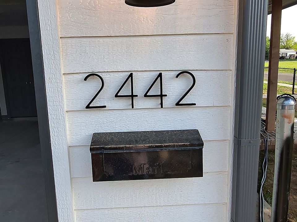 1st image of 2442 SW 21st St