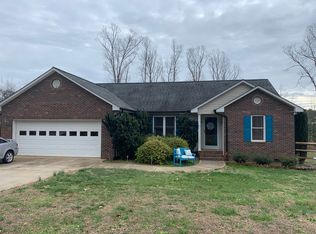 3600 Jordans Chase Ct, Lincolnton, NC 28092