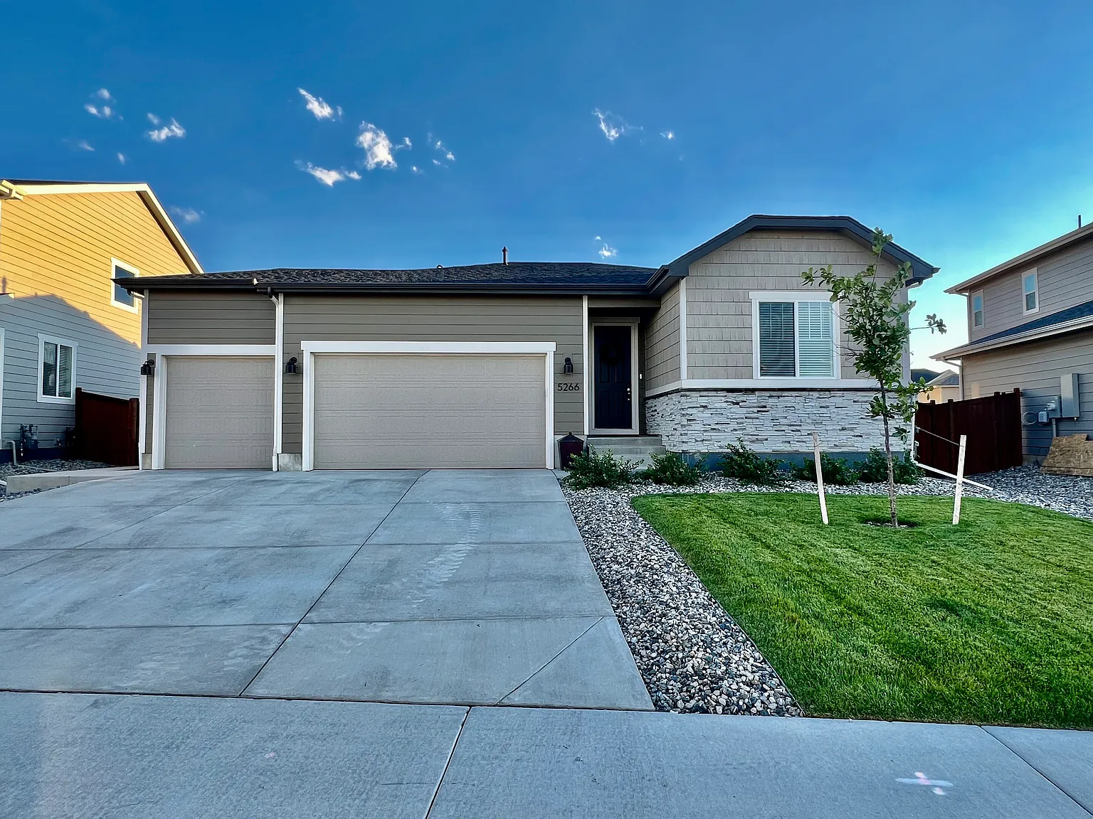 4 bed, 1747 sqft, $3,100 — Photo 1