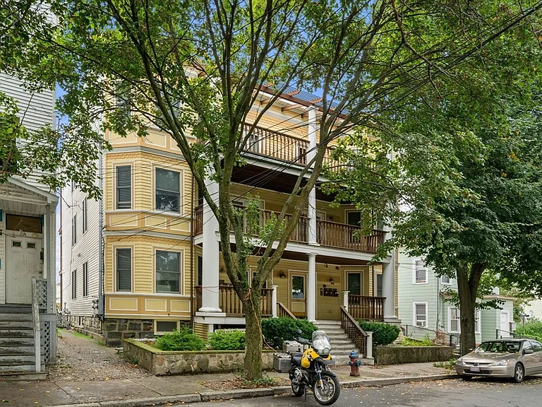 118 Perkins St #3 — Photo 1