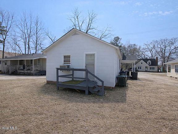 5th image of 1010 Nashville Road
