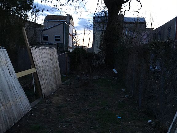 4th image of 2136 E Clementine St