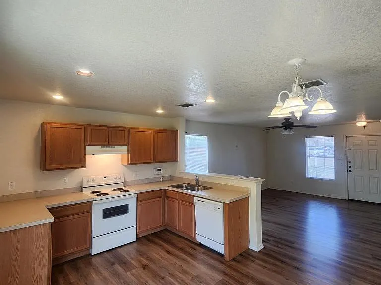 702 Inks Farm — Photo 1