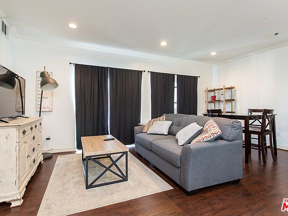 5th image of 8455 De Longpre Ave APT 202