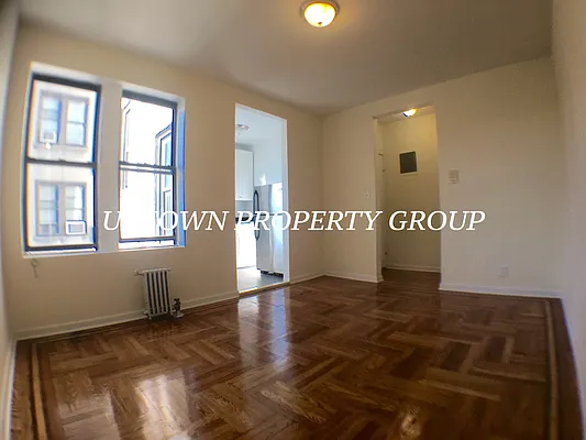 Rented by Uptown Property Group | media 15
