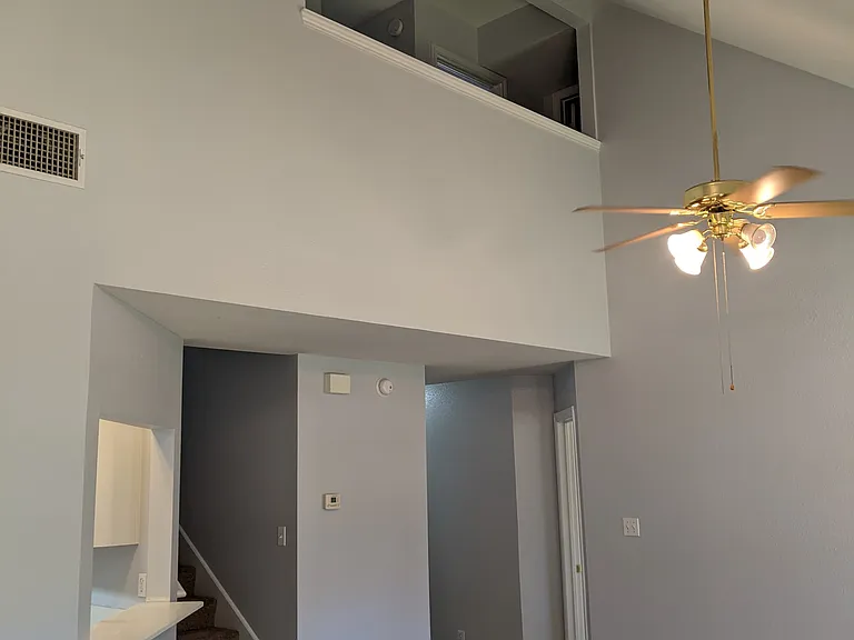 1702 Southwestern Trl — Photo 9
