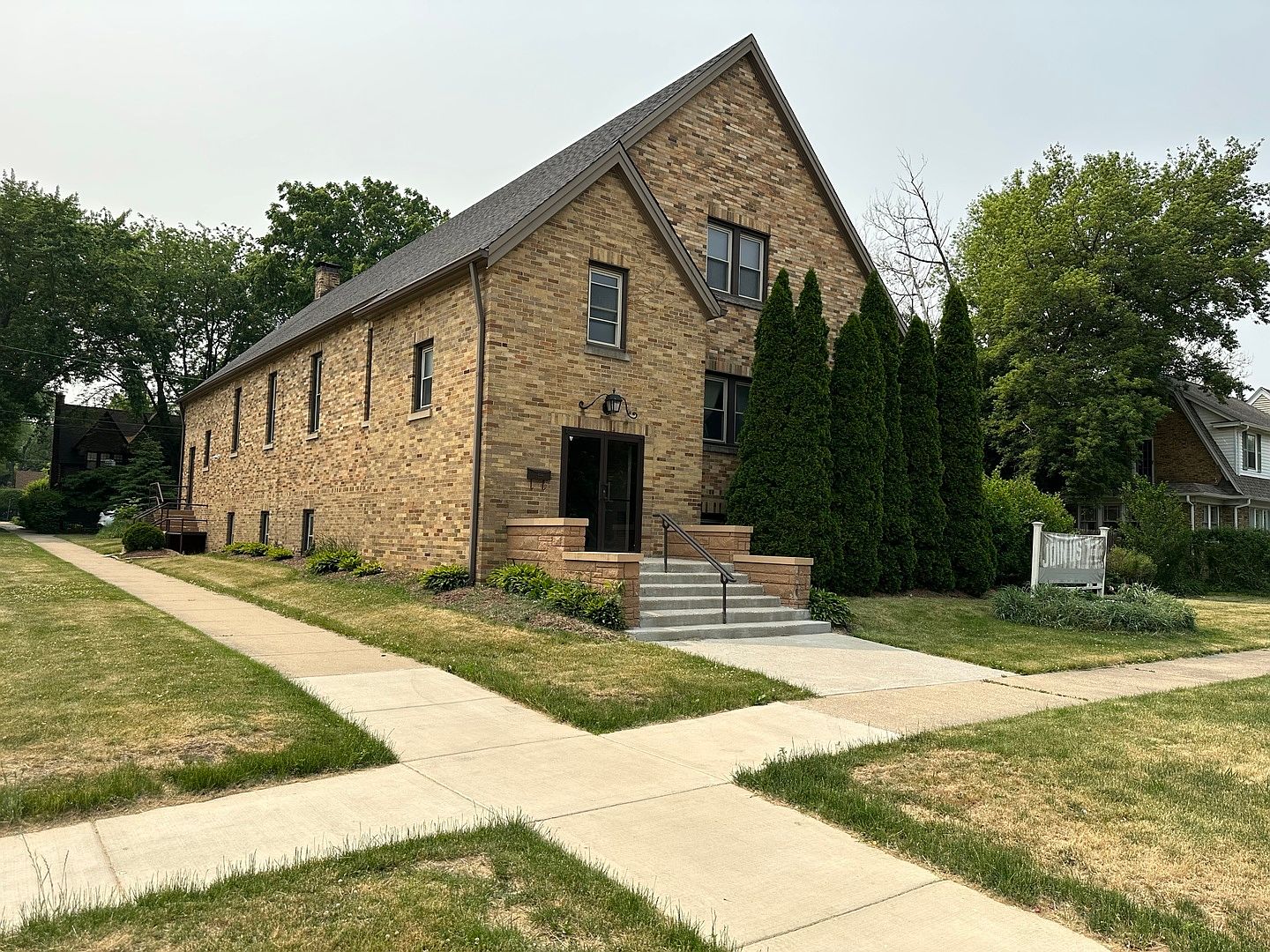243 S Commonwealth Ave, Aurora, IL 60506 MLS 11871829 Zillow