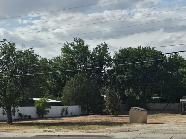 610 W Pierce St, Carlsbad, NM 88220