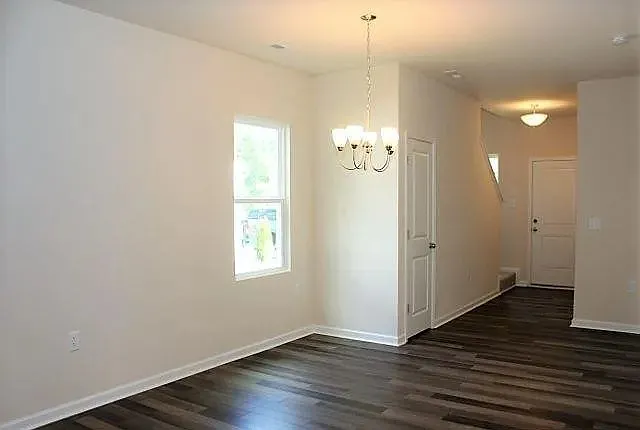 2076 Hosel Ln — Photo 11