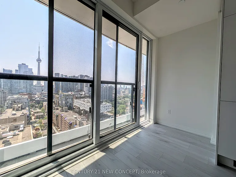280 Dundas St W #2107 — Photo 11