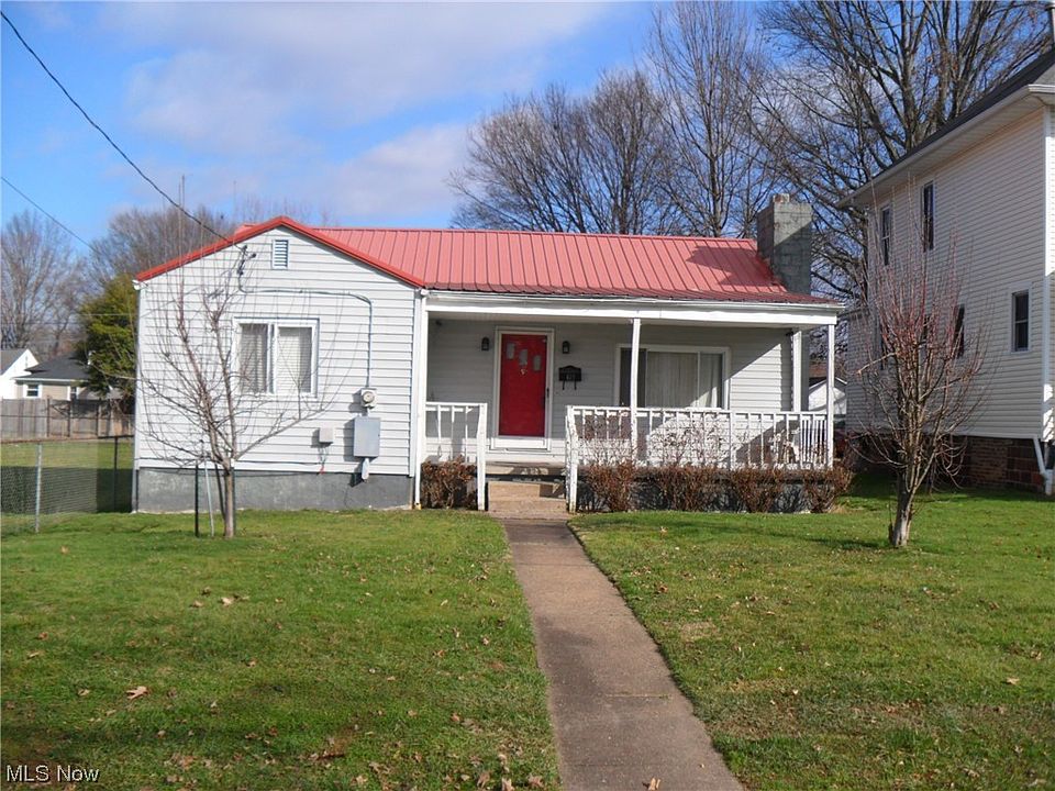 1st image of 619 30th St