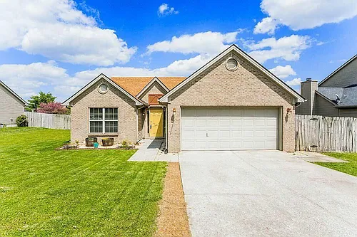 913 Fieldstone Way Photo 1