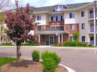 205 S Division St APT 306, Waupaca, WI 54981