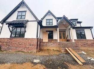 5852 Carriage Gate Dr, Raleigh, NC 27603