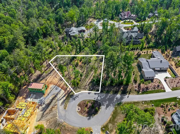 325 Flowering Vine Ct, Asheville, NC 28803