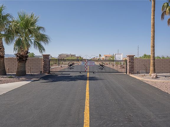 2nd image of 5224 S Taxi Way