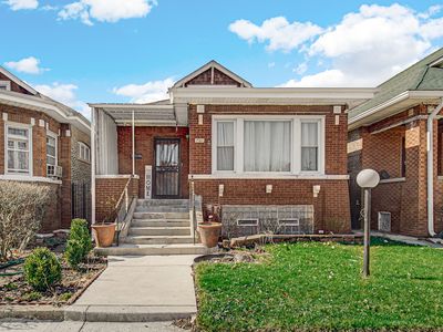 6438 S Fairfield Ave, Chicago, IL, 60629