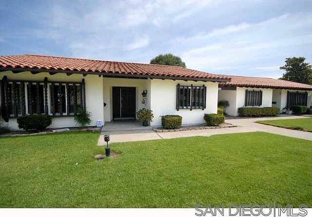 2nd image of 12138 Rancho Bernardo Rd