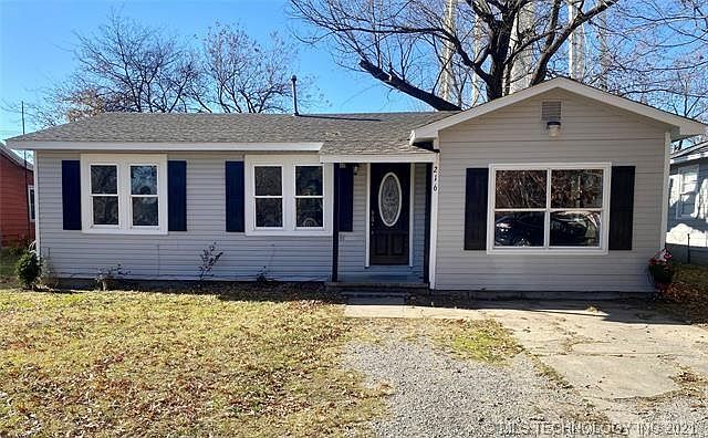 1st image of 216 N Indianola St