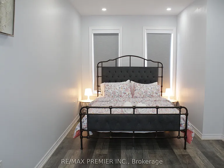 51 Mullholland Ave — Photo 27